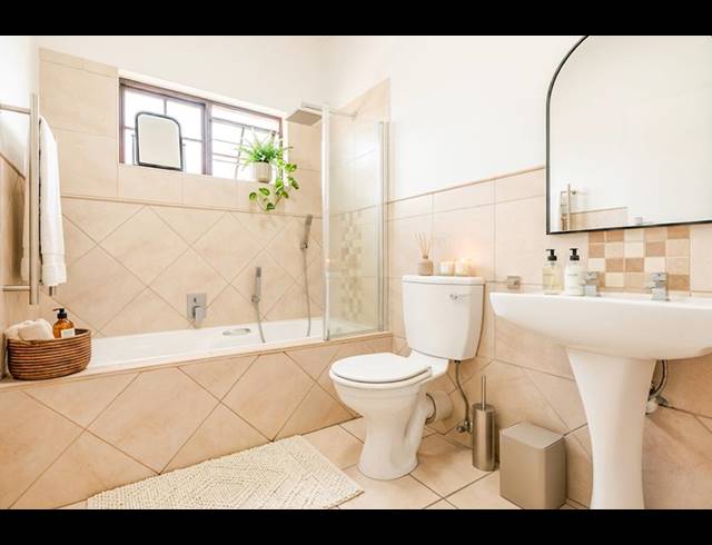 2 BEDROOM APARTMENT FOR SALE IN PAULSHOF